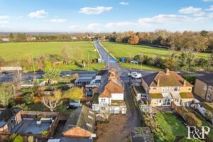 Maidenhead Road, Windsor